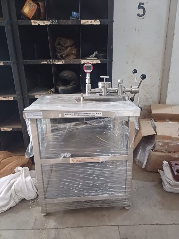 Pressure Gauge Calibration Test Bench - Image 8